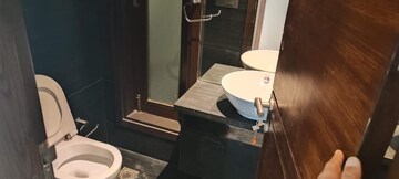 Team Area in 4 BHK Builder Floor at Boutique Residential Apartments A-20, Gulmohar Park – for Rent