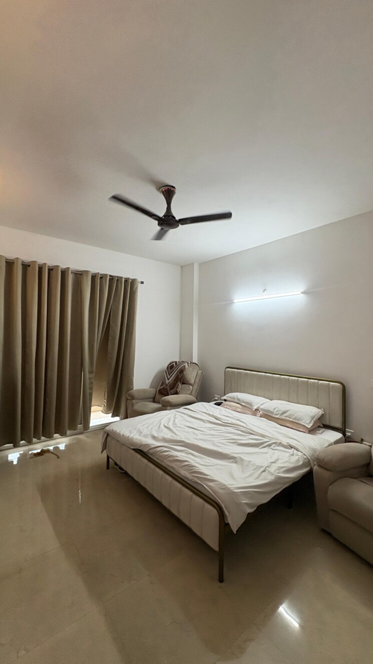 Bedroom, shalimar-belvedere-court 3.5 Bedroom 2200 Sq.Ft. Apartment In Malesemau Lucknow 9025885