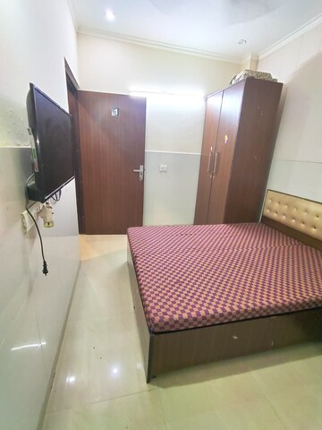 Bedroom in 1 RK Builder Floor at SS 100, Sector 49 – for Rent