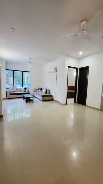 Room in 3 BHK Builder Floor at Landmark Avenue, Sector 47 – for Rent