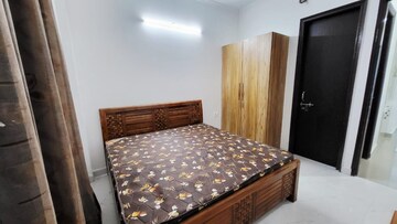 Bedroom in 3 BHK Builder Floor at Landmark Avenue, Sector 47 – for Rent