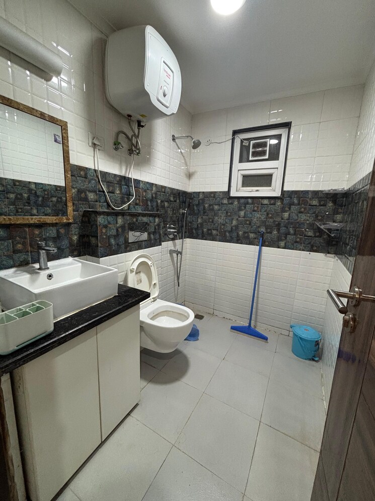 Team Area, landmark-avenue 3 Bedroom 1375 Sq.Ft. Builder Floor In Sector 47 Gurgaon 9025893