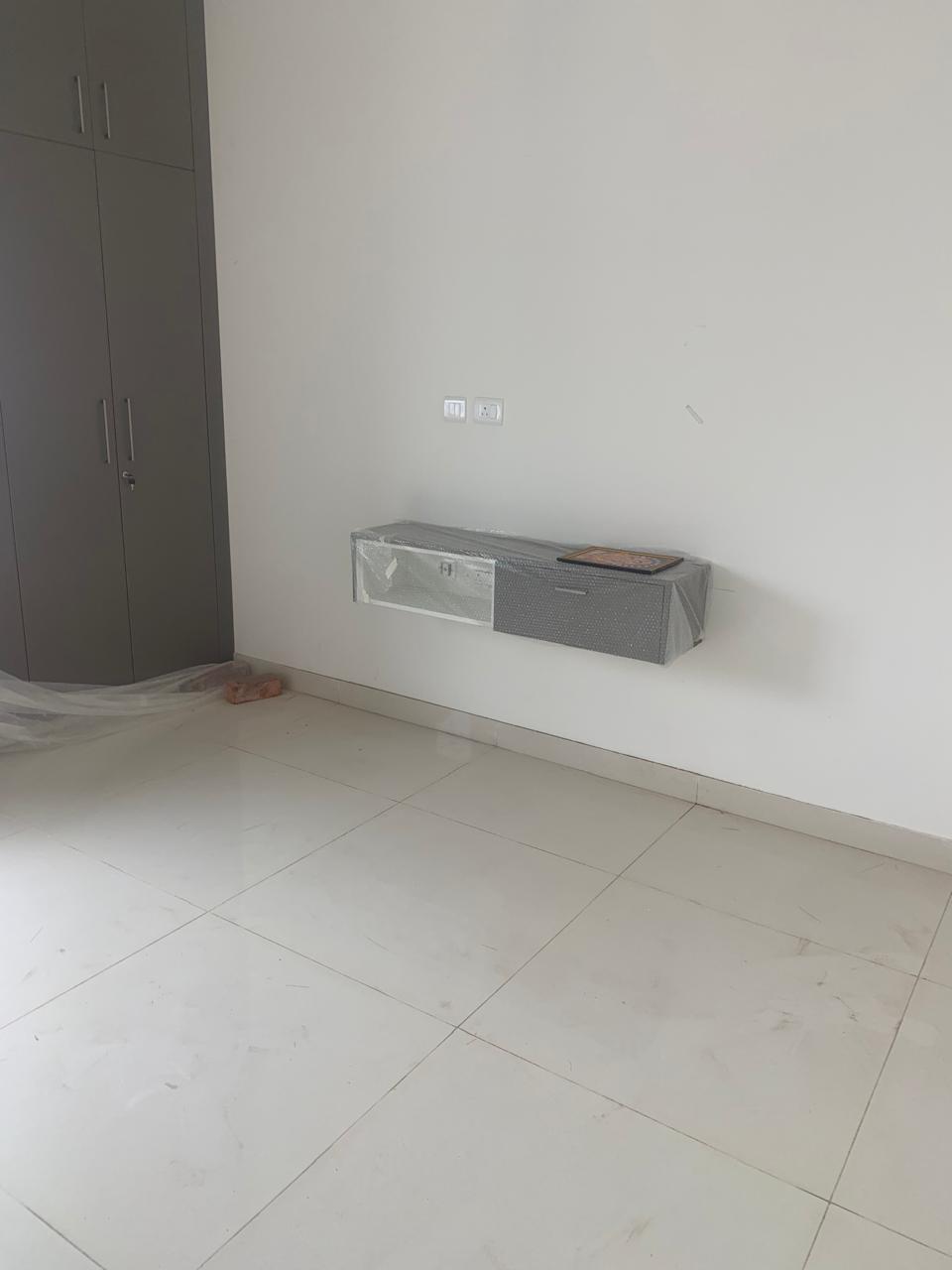 3.5 BHK + Servant Room Apartment For Rent in Prestige Tranquil