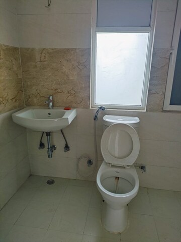 Master Bedroom in 3 BHK Apartment at Fusion Homes, Tech Zone 4 Greater Noida – for Rent