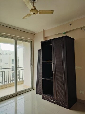 Building Lobby in 3 BHK Apartment at Fusion Homes, Tech Zone 4 Greater Noida – for Rent