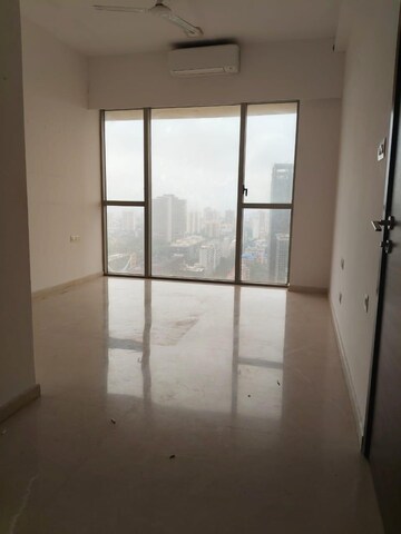 Room in 2 BHK Apartment at Dn Nagar – for Rent