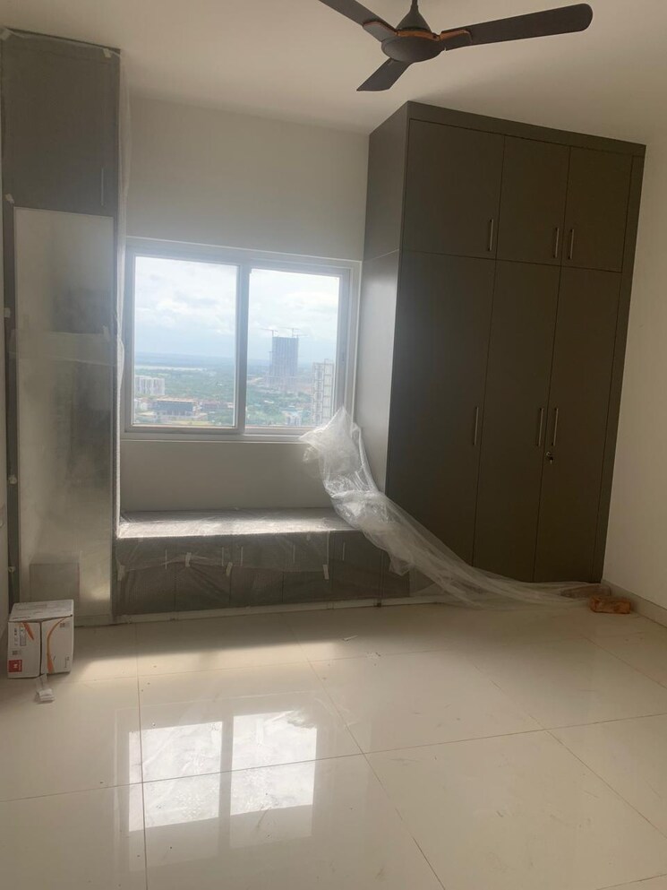 Room, prestige-tranquil 3.5 Bedroom 2049 Sq.Ft. Apartment In Kokapet Hyderabad 9025891