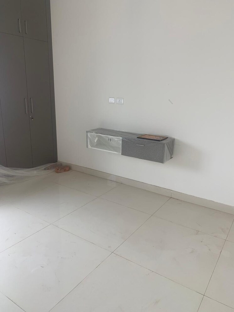 Room, prestige-tranquil 3.5 Bedroom 2049 Sq.Ft. Apartment In Kokapet Hyderabad 9025891