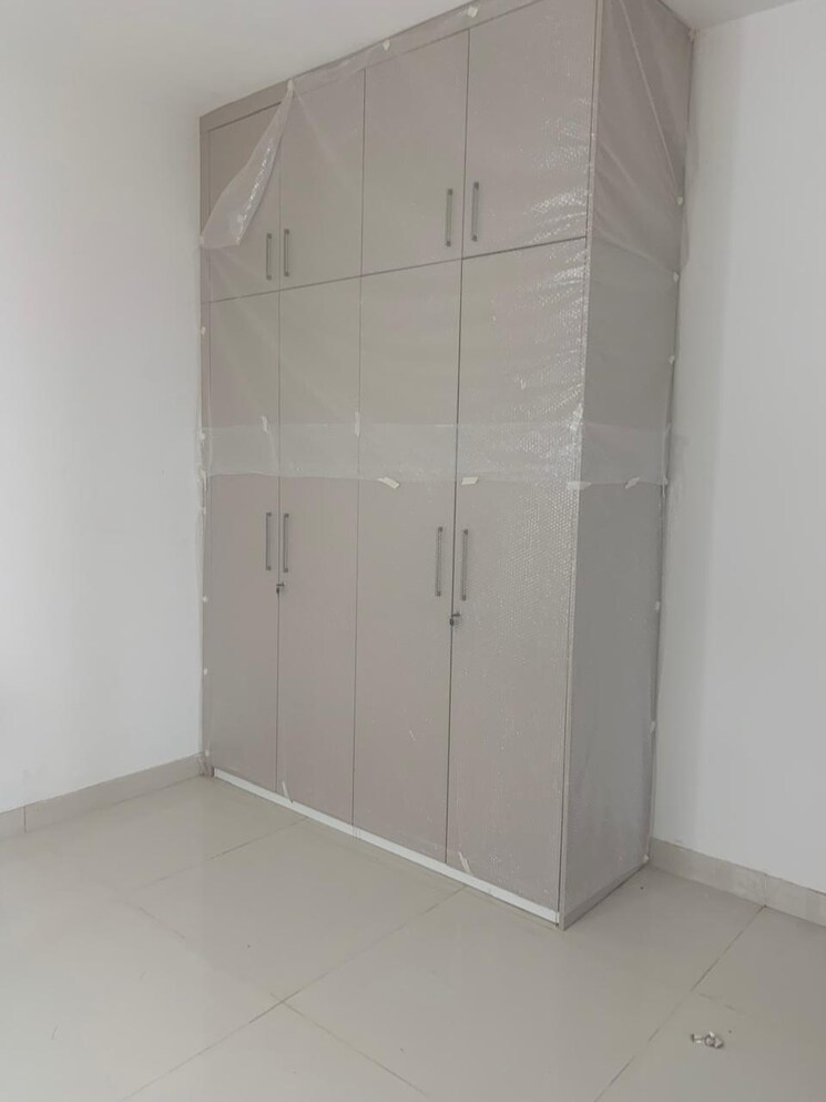 Bathroom, prestige-tranquil 3.5 Bedroom 2049 Sq.Ft. Apartment In Kokapet Hyderabad 9025891