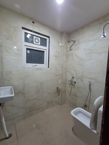 Bathroom in 1 BHK Builder Floor at SS 100, Sector 49 – for Rent