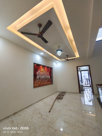 Furnished Amenities in 4 BHK Villa at Jhotwara – for Sale