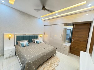 Room in 2 BHK Apartment at Sector 115 – for Sale