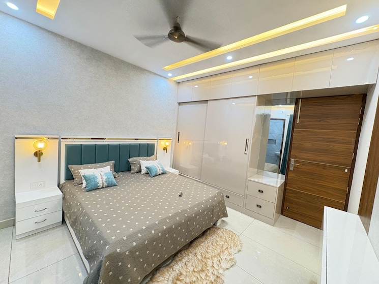 Room, sector 115 2 Bedroom 110 Sq.Yd. Apartment In Sector 115 Mohali 9025921