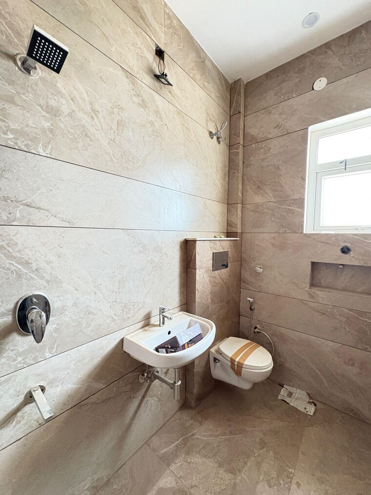 Bathroom, sector 115 2 Bedroom 110 Sq.Yd. Apartment In Sector 115 Mohali 9025921