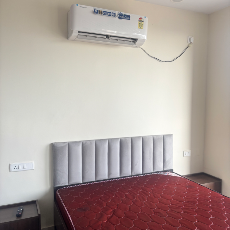 Room, ambala highway 1 Bedroom 750 Sq.Ft. Apartment In Ambala Highway Zirakpur 9025925
