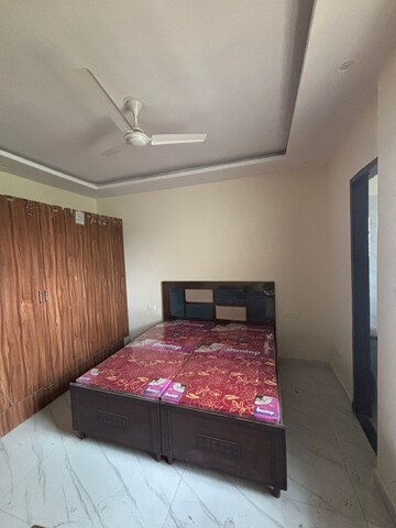 Bedroom in 1 BHK Apartment at Sector 115 – for Rent