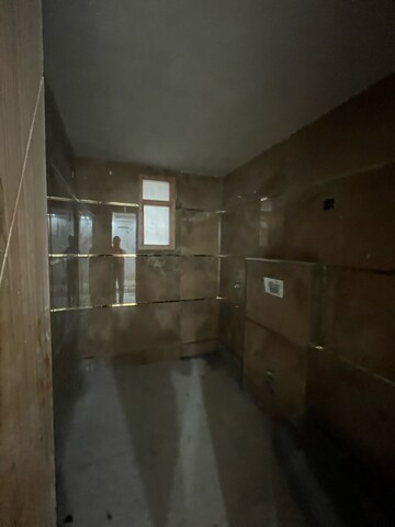 Bathroom in 4 BHK Apartment at Nidhi Exclusive Floors, Mehrauli – for Sale