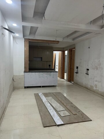 Building Lobby in 4 BHK Apartment at Nidhi Exclusive Floors, Mehrauli – for Sale