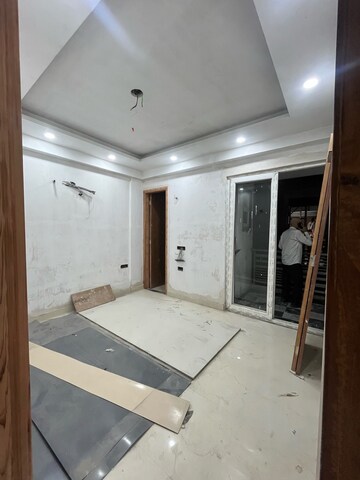 Bedroom in 4 BHK Apartment at Nidhi Exclusive Floors, Mehrauli – for Sale