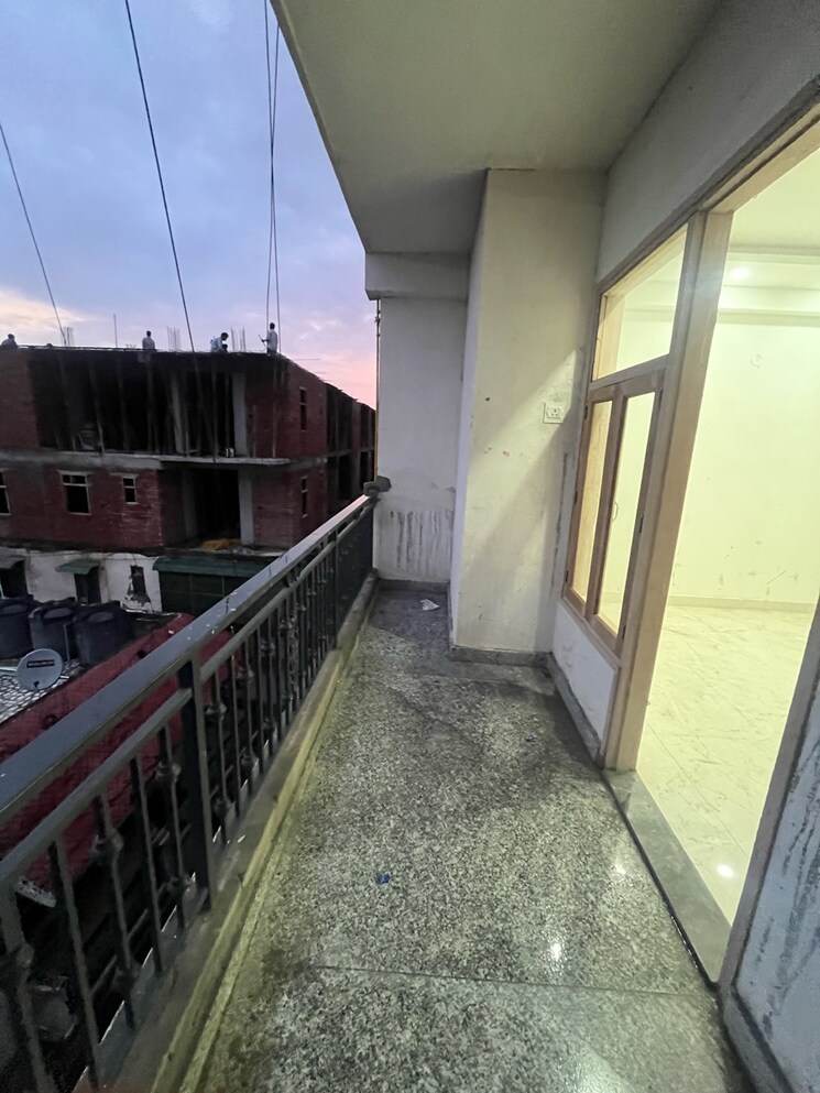 Balcony, nidhi-exclusive-floors 4 Bedroom 1590 Sq.Ft. Apartment In Mehrauli Delhi 9025927