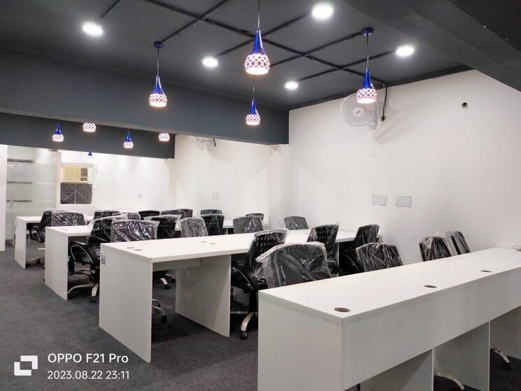 Team Area, sector 11 Commercial Office Space 3500 Sq.Ft. In Sector 11 Noida 9025946