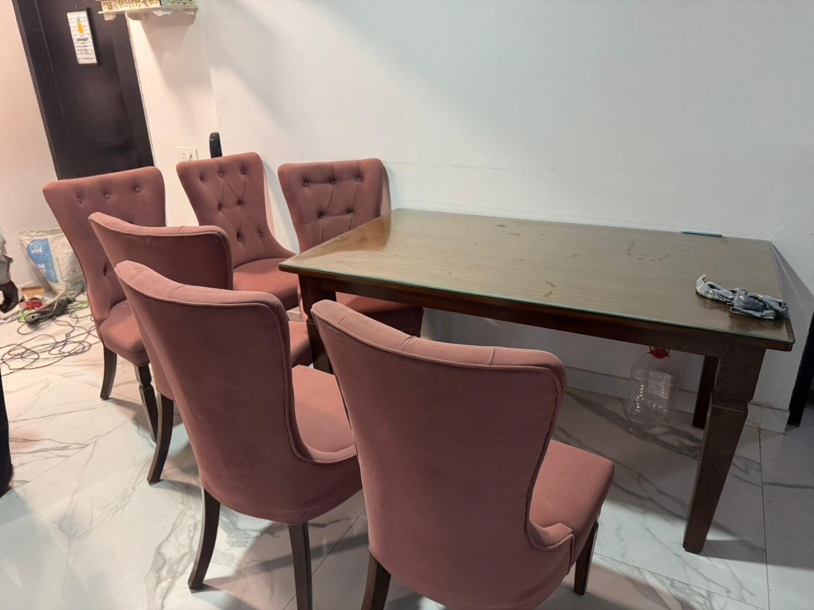 2 BHK + Servant Room Apartment For Rent in Lokhandwala Complex