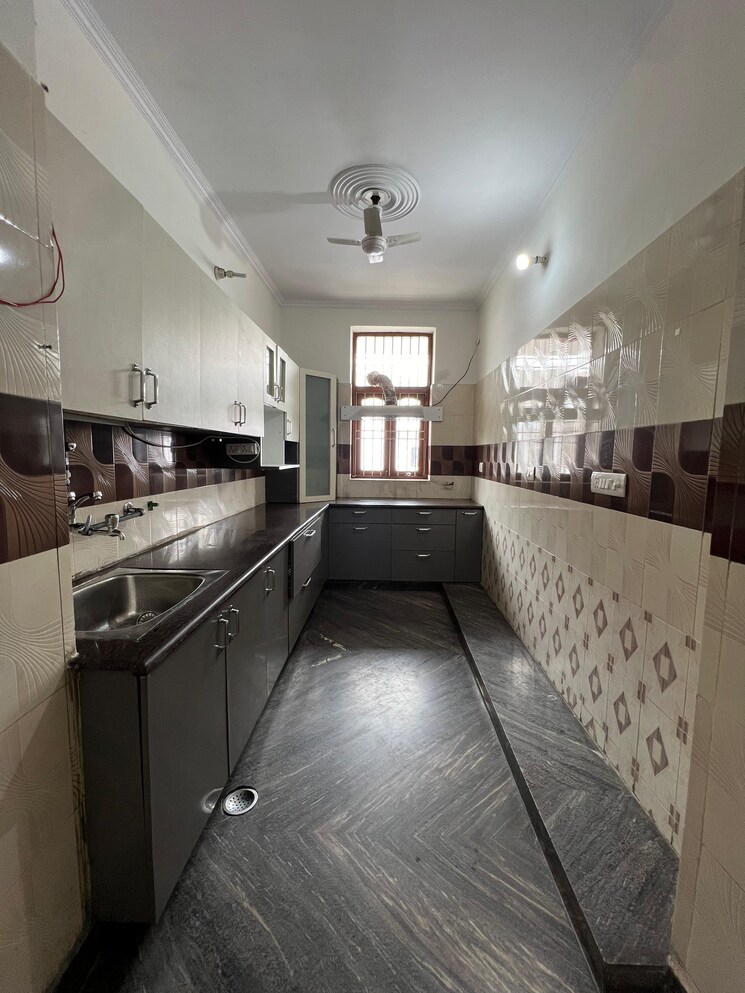 Kitchen, spazedge 2 Bedroom 1250 Sq.Ft. Builder Floor In Sector 47 Gurgaon 9025971