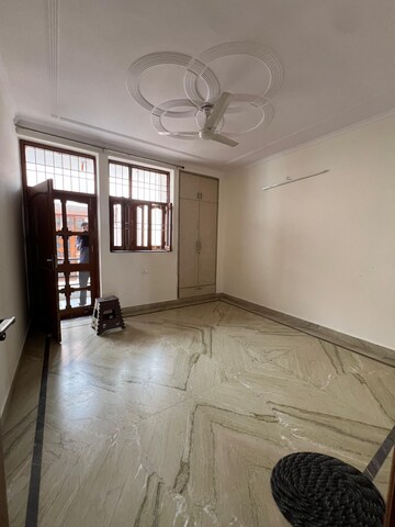 Room in 2 BHK Builder Floor at Spazedge, Sector 47 – for Rent
