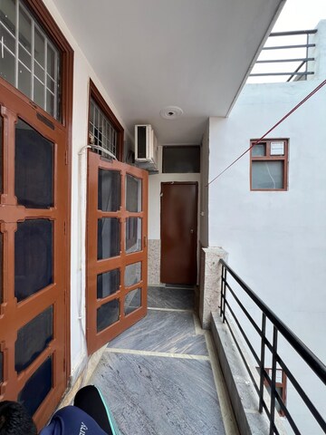 Staircase in 2 BHK Builder Floor at Spazedge, Sector 47 – for Rent
