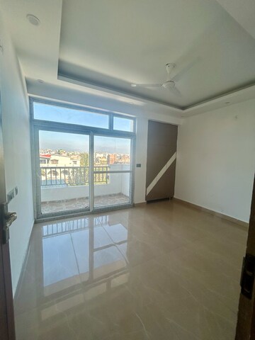 Room in 3 BHK Apartment at JKG Palm Residency, Clement Town – for Sale