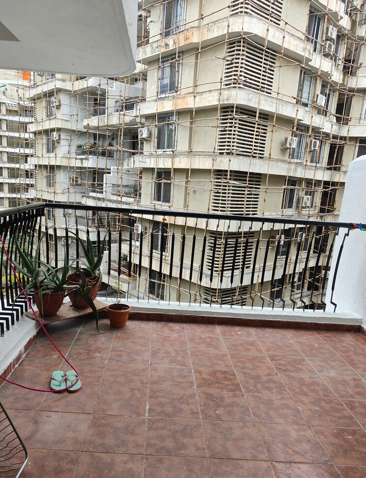 Balcony, pride-purple-park-turquoise 3 Bedroom 1635 Sq.Ft. Apartment In Wakad Pune 9025973