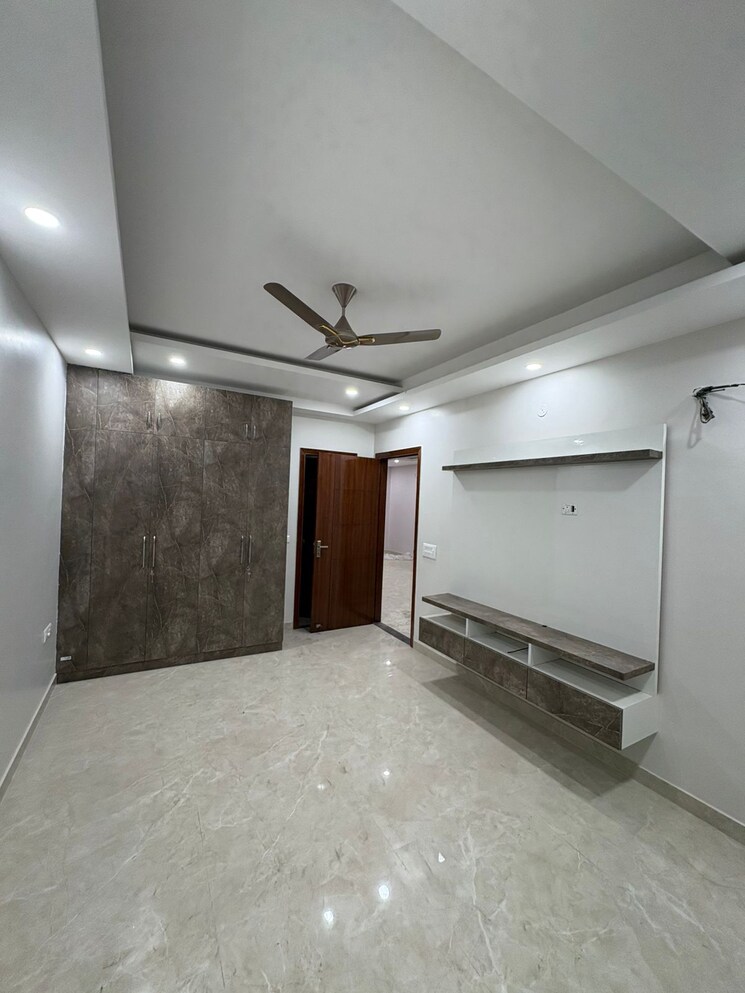 Room, roots-courtyard 3 Bedroom 1250 Sq.Ft. Apartment In Sector 48 Gurgaon 9025982