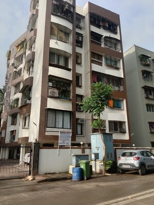 1 BHK Apartment For Sale in Radha Preet Apartment, Dahisar West