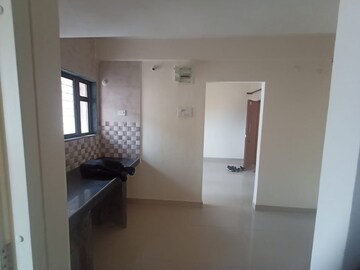 Room in 1 BHK Apartment at CIDCO Scheme Kharghar, Sector 40 Kharghar – for Rent