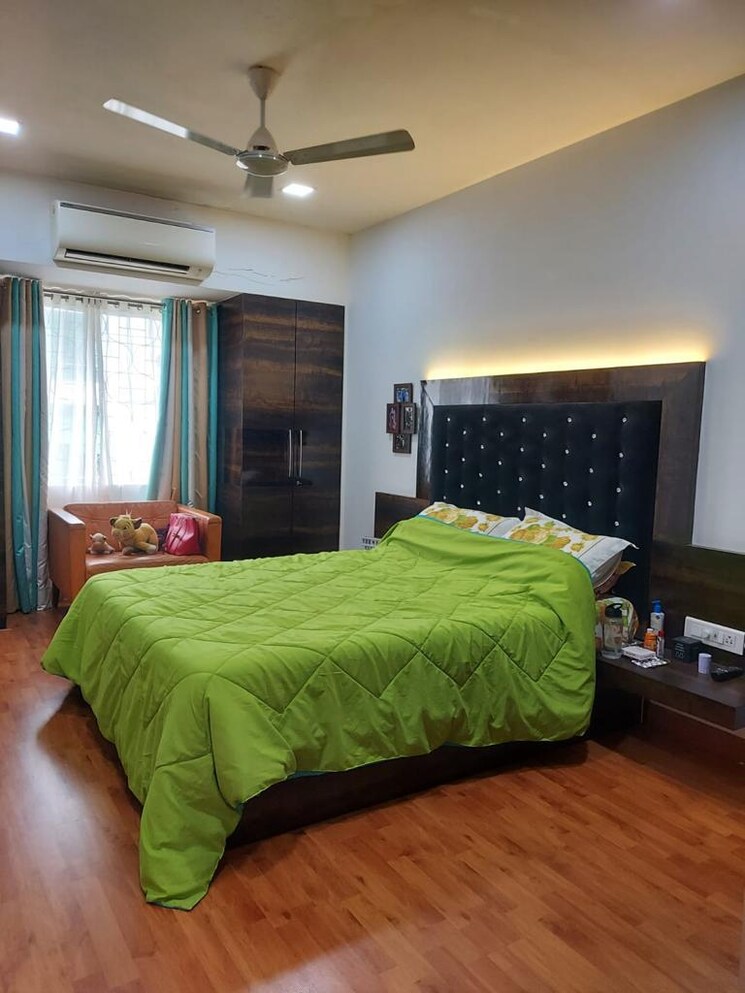 Bedroom, andheri west 2 Bedroom 1000 Sq.Ft. Apartment In Andheri West Mumbai 9026000
