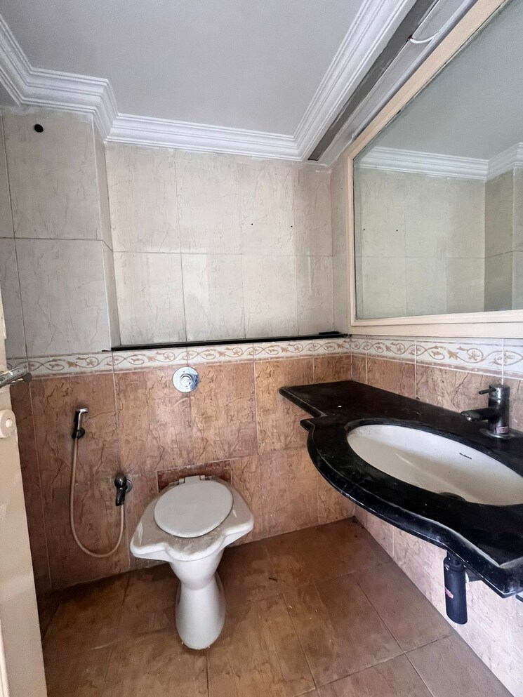 Kitchen, andheri west 3 Bedroom 1300 Sq.Ft. Apartment In Andheri West Mumbai 9026015