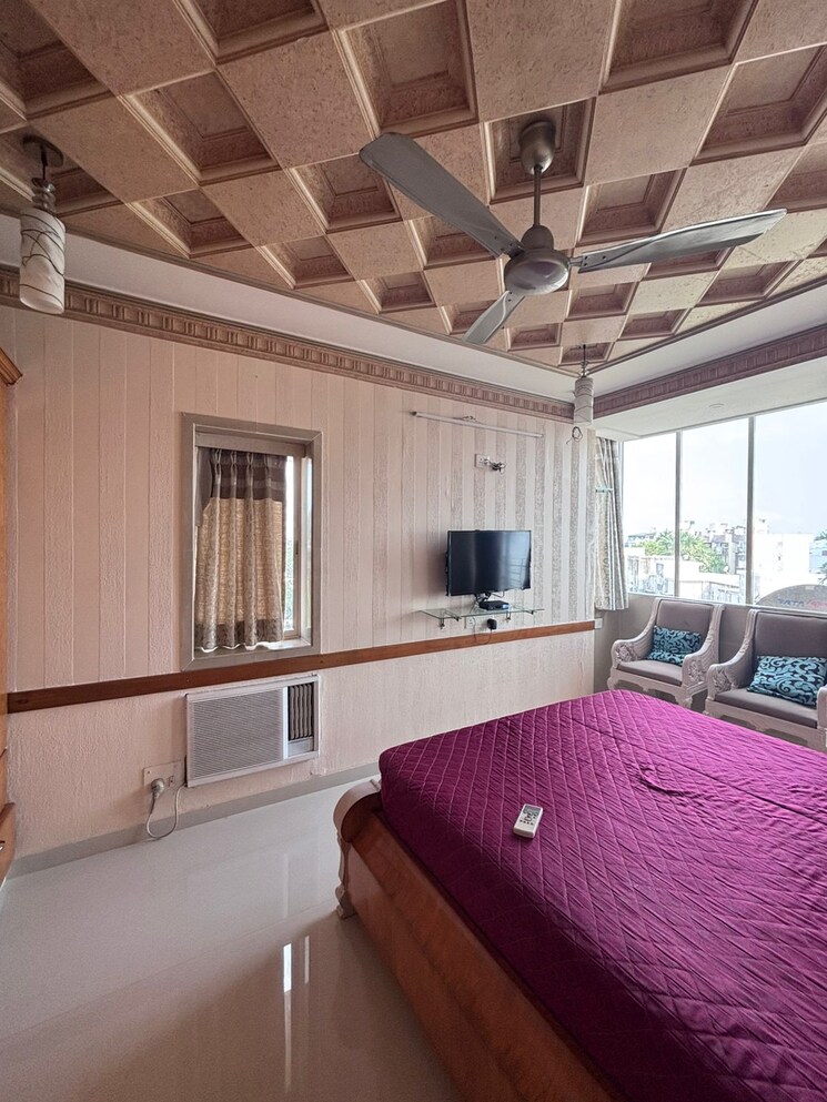 Bedroom, andheri west 2 Bedroom 1000 Sq.Ft. Apartment In Andheri West Mumbai 9026021