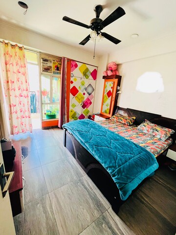 Bedroom in 3 BHK Apartment at Gaur City 2 - 14th Avenue, Sector 16c Greater Noida – for Rent
