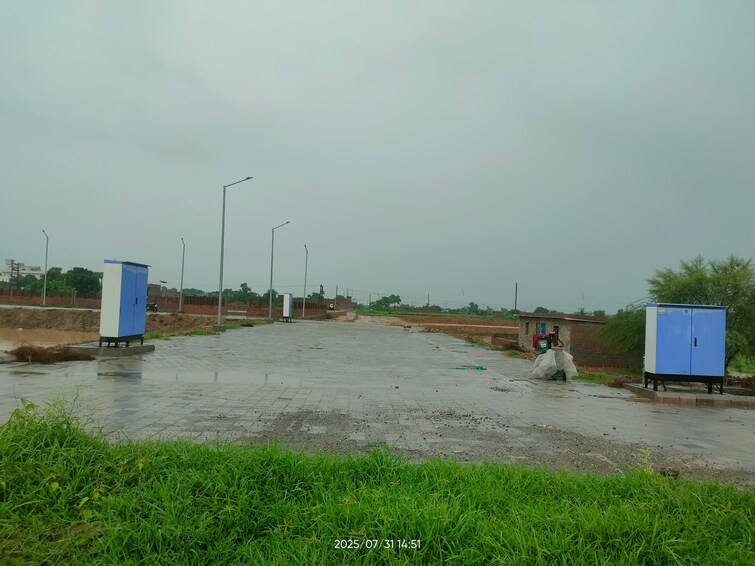 Cover Image, dera bassi  100 Sq.Yd. Plot In Dera Bassi Mohali 9026032