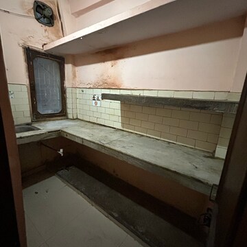 Kitchen in 1 BHK Builder Floor at Kotla Mubarakpur – for Rent