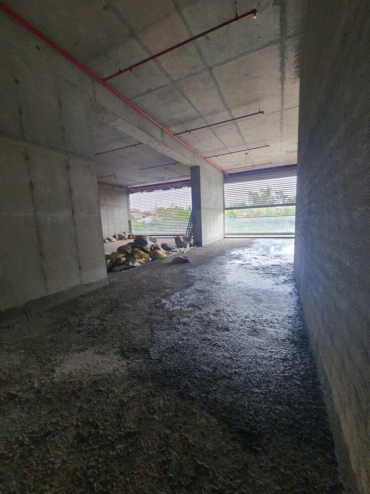 Balcony, innovision-the-midtown Commercial Shop 550 Sq.Ft. In Nalasopara West Palghar 9026058