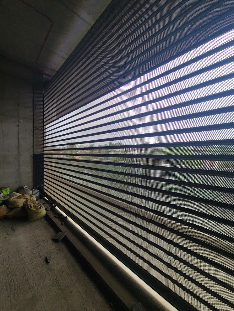 Balcony, innovision-the-midtown Commercial Shop 550 Sq.Ft. In Nalasopara West Palghar 9026058