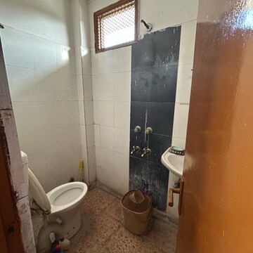 Bathroom in 1 BHK Builder Floor at Kotla Mubarakpur – for Rent