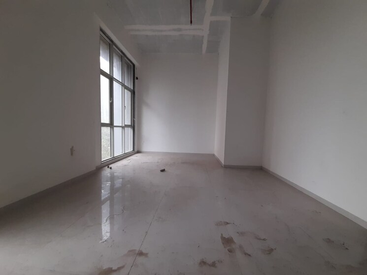 Room, acme-shatrunjay-plaza Commercial Shop 1300 Sq.Ft. In Goregaon West Mumbai 9026065