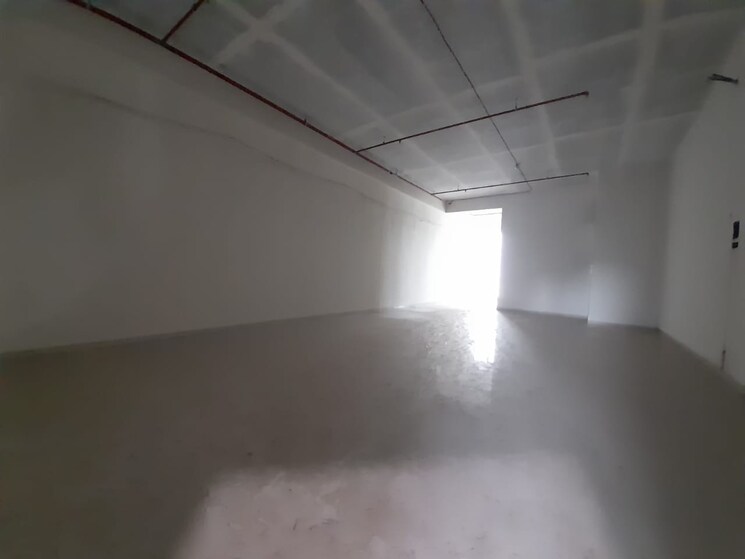 Room, acme-shatrunjay-plaza Commercial Shop 1300 Sq.Ft. In Goregaon West Mumbai 9026065