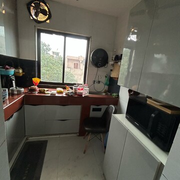 Team Area in 1 RK Builder Floor at South Extension I – for Rent