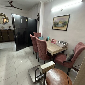 Team Area in 1 RK Builder Floor at South Extension I – for Rent