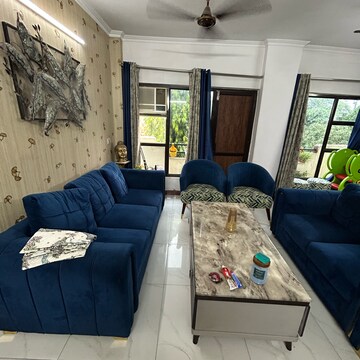 Bedroom in 1 RK Builder Floor at South Extension I – for Rent