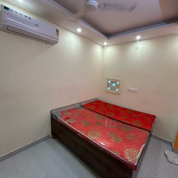 1 BHK Builder Floor For Rent in Kotla Mubarakpur