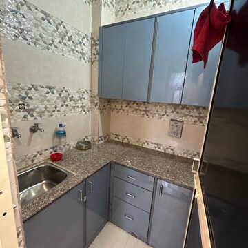 Team Area in 1 BHK Builder Floor at Kotla Mubarakpur – for Rent